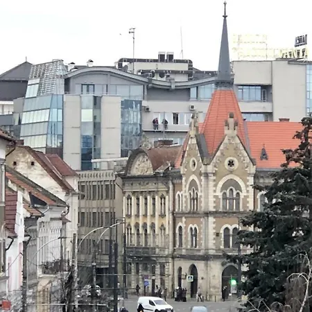 I'm 3 - City Center Apartment