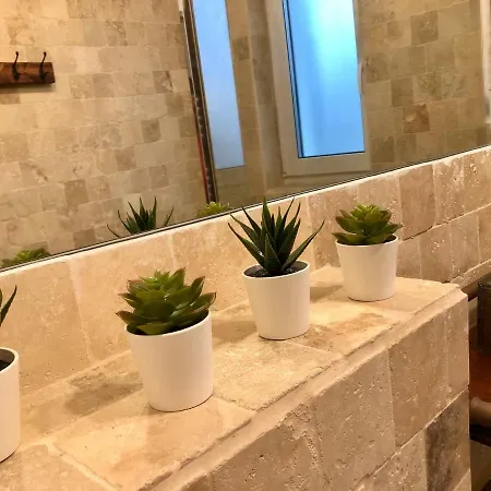 I'm 3 - City Center Apartment *